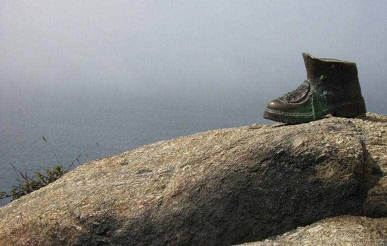Schuh am Kap Finisterre